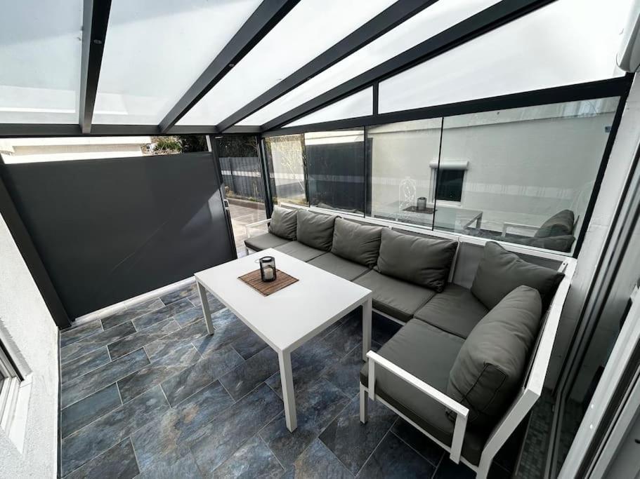 Ferienhaus Mit Privatparkplatz, Terrasse Und Stadtnaehe Bremen Exterior foto